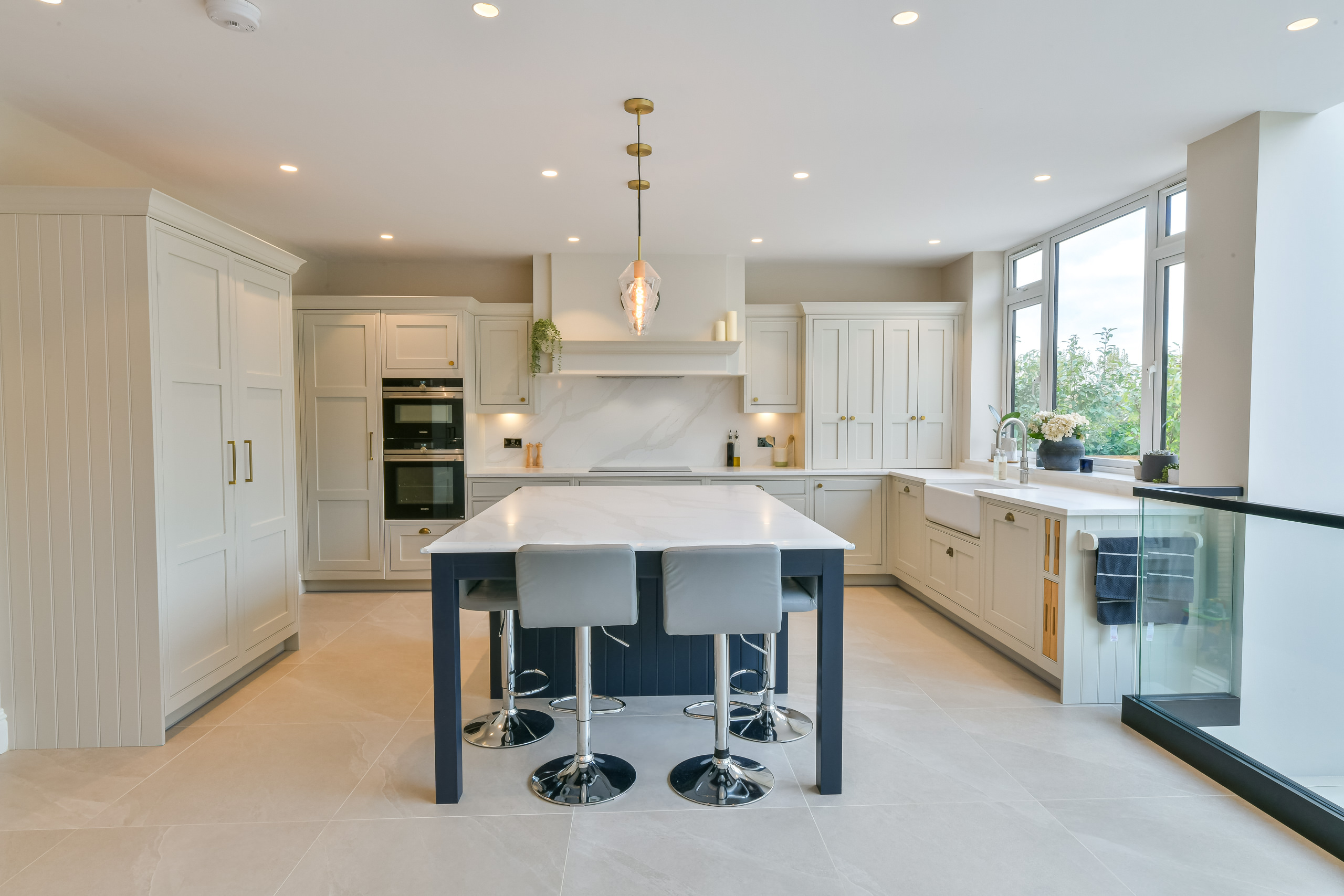 Putty & Charcoal Haven - PGK • Premium German Kitchens